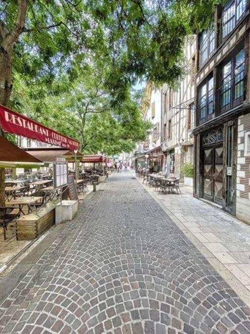 Appartement Au Coeur De Troyes Exterior foto
