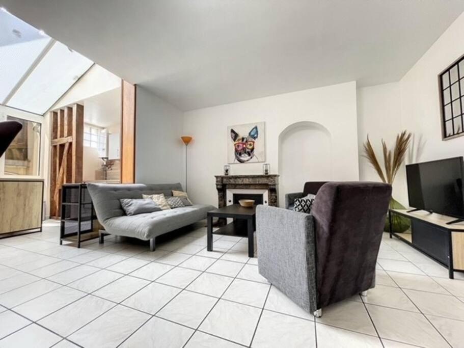 Appartement Au Coeur De Troyes Exterior foto