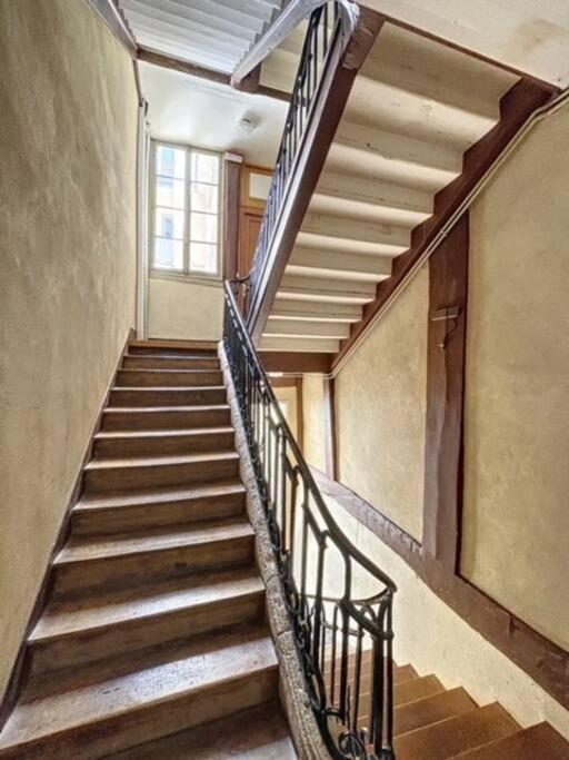 Appartement Au Coeur De Troyes Exterior foto